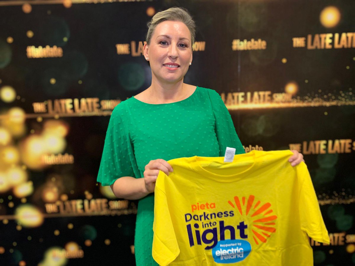 ElectricIreland's tweet photo. Wow! What a night and what a show. Thanks to the endless generosity of the Irish public over €1m has been raised tonight!

@PietaHouse psychotherapist Leigh Kenny ends the show with an honest account of how far these vital funds go.

See you all bright and early #DIL2021 🌅 https://t.co/5OQtAgw46v