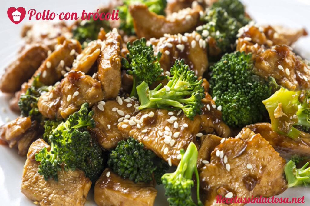 torneospadel's tweet photo. Tanto el brócoli como la pechuga de pollo combinan estupendamente y aún más si usamos la salsa de soja como hilo conductor.Esta receta de pollo no es nada complicada.
#recetassaludables #recetas #recetasfaciles #receta #sinlactosa #sinlacteos 
https://t.co/IZ2rUWz7Ry https://t.co/2GNQHLbGGJ