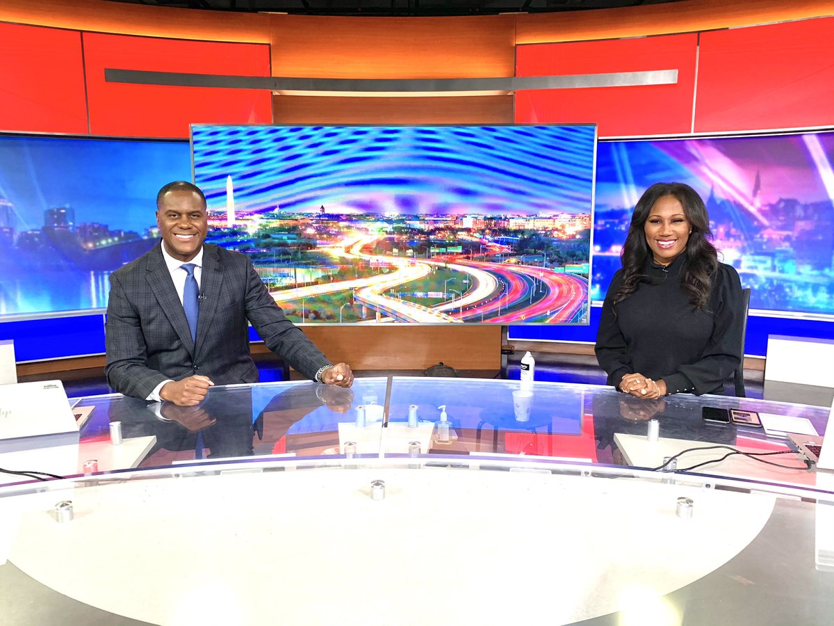 Rob_Desir's tweet photo. Its been a great first week for me here at @fox5dc ! Today, I had the opportunity to anchor the 6:30pm show with @TishaLewis ! #newjob #newcity #samedrive #samefocus https://t.co/d0D78O0P3j