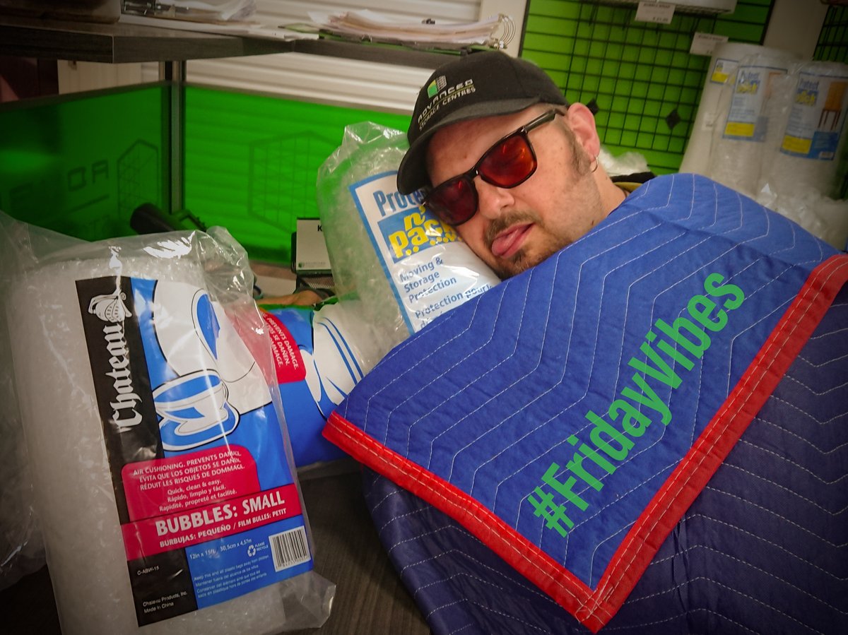 StorageAdvanced's tweet image. STORAGE TIP:  Please remember your used bubble wrap can be recycled up for such things as.....  Instant Pillows!
Also do not forget we sell blankets too 😉😜
.
.
.
#FridayFun
#FridayVibes
#SelfStorage
#BubbleWrap
#AdvancedStorageCentres
#NorthVan
#MapleRidge
#Richmond
#Vancouver