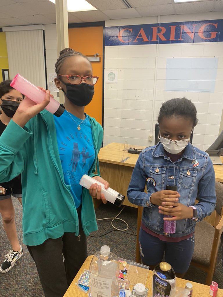 SRMSCowboys's tweet photo. Yesterday, a few students stayed after school to create their own #CalmingJars! We had fun experimenting with different types of liquids which changed the speed of the beautiful falling glitter. #MentalHealthMatters #SEL https://t.co/RSxsQ6jMxo