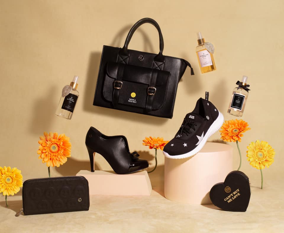 Ya casi es el Día de las Madres💐 ¿Ya tienes tu regalo? Aquí te damos ideas para el regalo perfecto 👉🏻 lolyinthesky.com.mx/collections/lo…