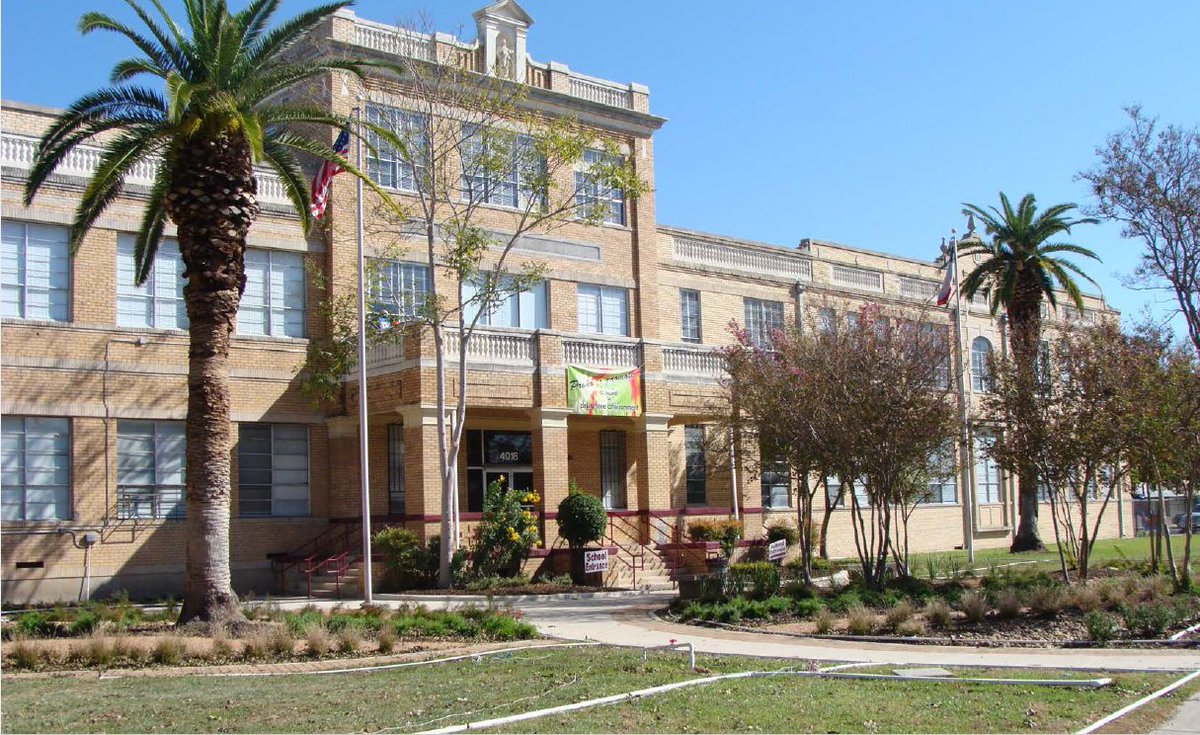 Royal Public School is opening its first school in San Antonio in a beautiful historic school building on 4018 S. Presa San Antonio, TX.  A century-old building with a new 21st-century Royal education!