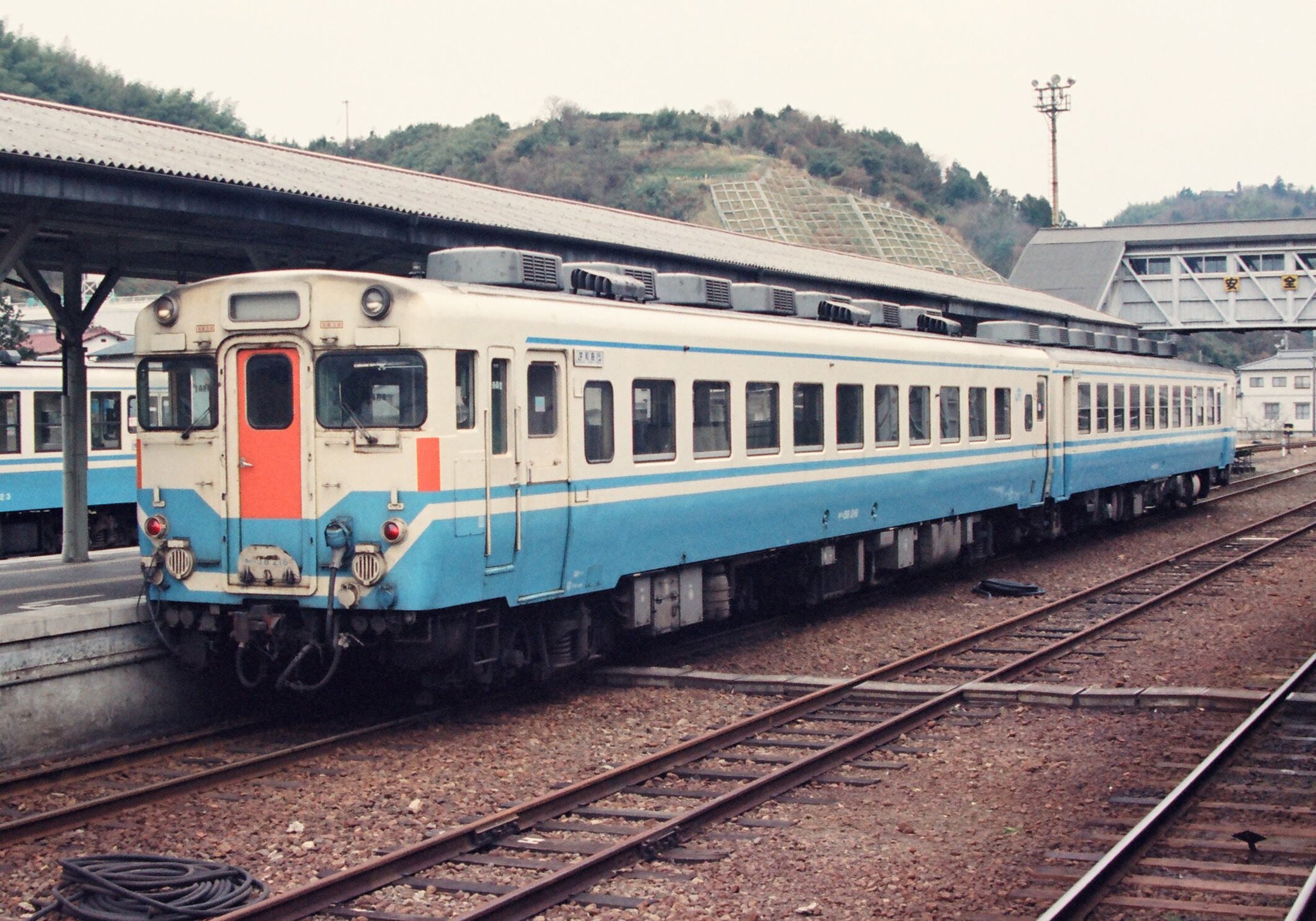 E00jdKsUYAAlba1.jpg:large