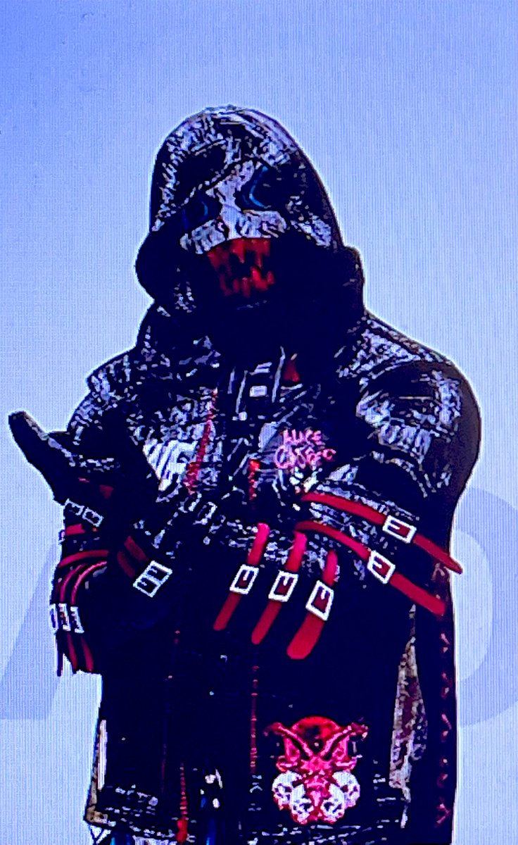 So who would want to step up to this monster? I’m the wwe2k19 universe???? Any takers.