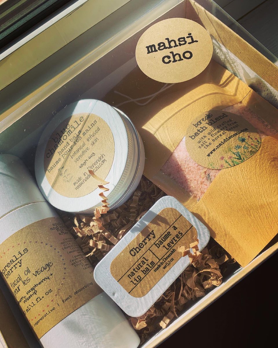 DeneLegalEagle's tweet photo. This year across the north, hundreds of Dene mommas will be receiving gorgeous gifts sets filled with land based things I hand picked and created and honestly, I couldn’t be more thrilled! #GoodMedicine #NaidieNezu #DeneThings #NorthOf60 🌸🌼💗🌲🌿 https://t.co/55cowRbigc