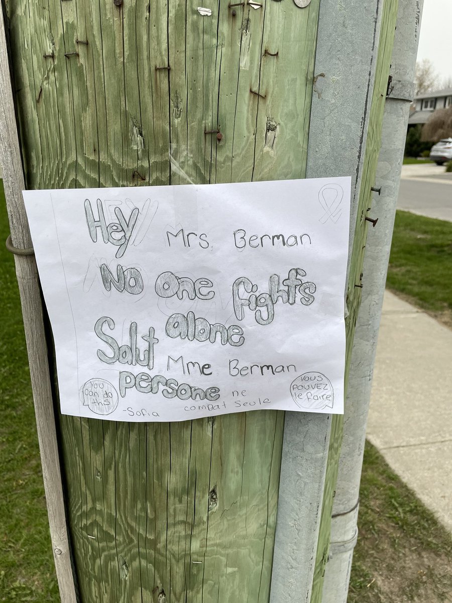 CFLYFM983's tweet photo. Reid and Ben: Thanks to our bud @RobinDzi for passing along these signs he came across in Kingston’s west end. So nice to see our community join in the #ygksignwars ceasefire for Mrs. Berman, even if they don’t have a commercial sign. Looove this! 👏 #ygk #breastcancer https://t.co/NLfzzRbmcB