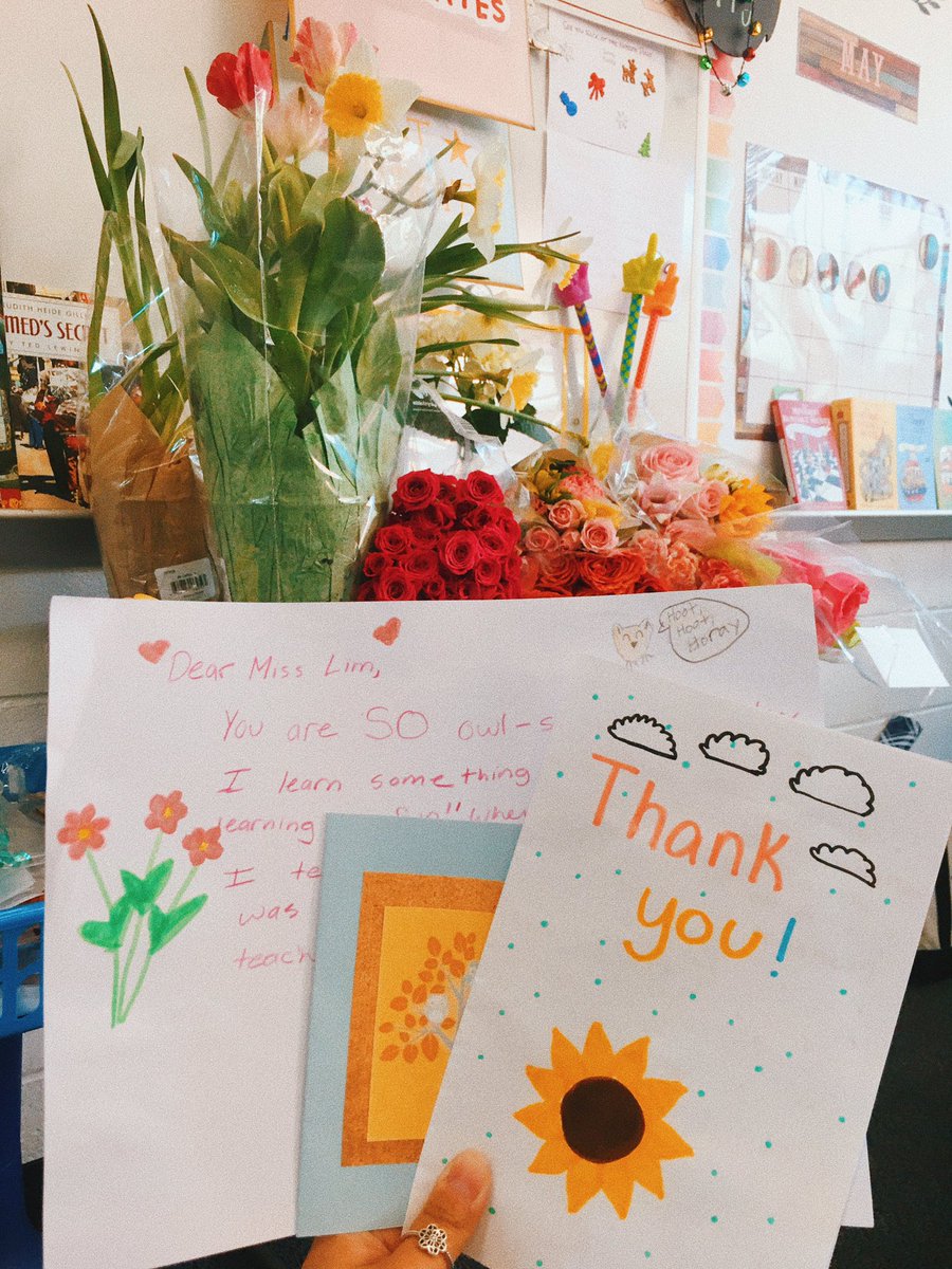 I. am. BEYOND. lucky. Thank you to <a href="/OMS_PTA/">OlivePTA</a> for so much and more! My heart is full and my stomach even fuller after all the goodies + treats galore ✨ <a href="/AHSD25Olive/">AHSD25Olive</a> <a href="/ahsd25/">ArlingtonHeightsSD25</a>