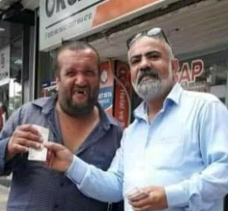 Ben garibanlar için çalarım bende birikim yok araba daire mal mülk yok yasasin iyilik hayat cesurlari sever