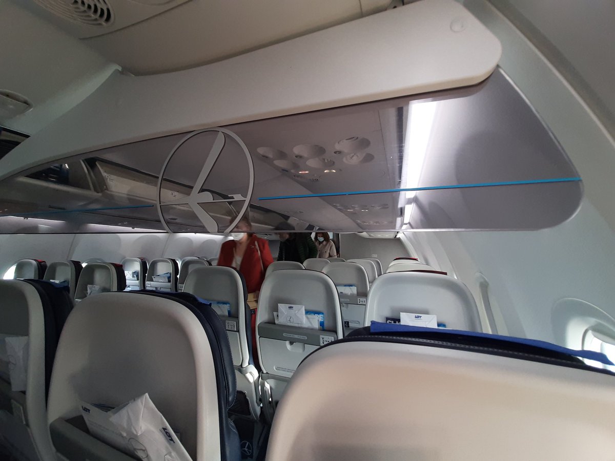 The plane still looks & smells new and fresh! Legroom isn't bad but the seats on the 737 MAX are for sure more narrow than those on yesterday's Embraer! Tray table much smaller too. Lots of space in overhead bins though. Fortunately, just ~10% passenger load so got an empty row!