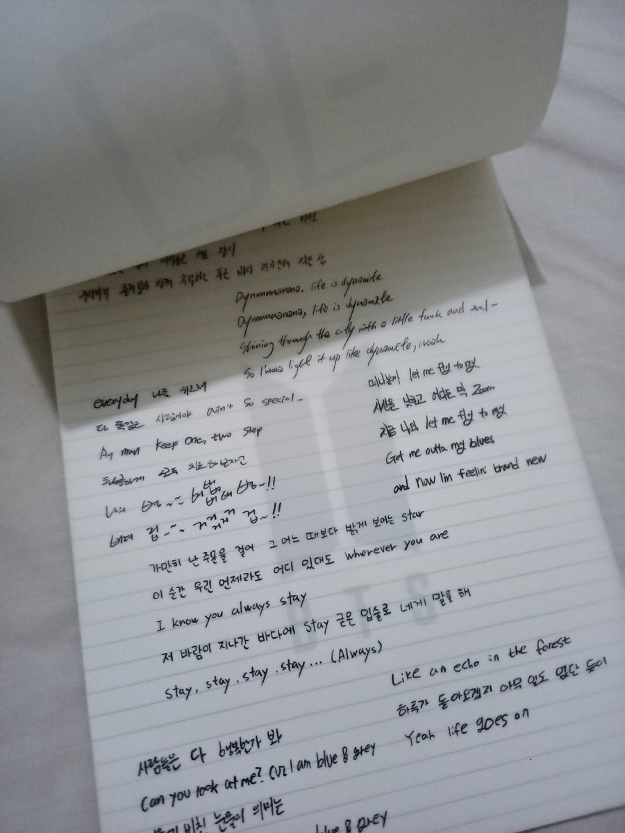 twiceonnie's tweet photo. Got my BE DELUXE POB from @KosmoPH. Sobrang ganda and secured. Thank you for smooth and fast transaction! Till next time. Keep safe 💜 #kosmo_feedback https://t.co/qsblxlglYo