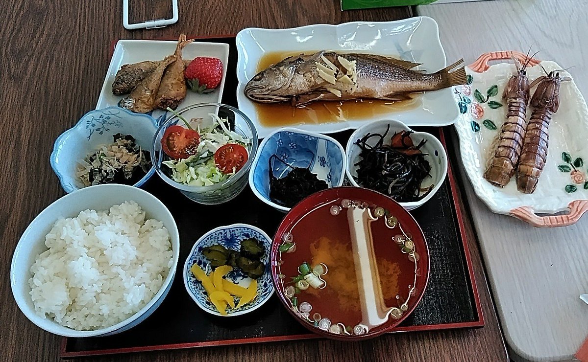 みんなの げんちゃんハウス 唐揚げ 口コミ 評判 食べたいランチ 夜ごはんがきっと見つかる ナウティスイーツ