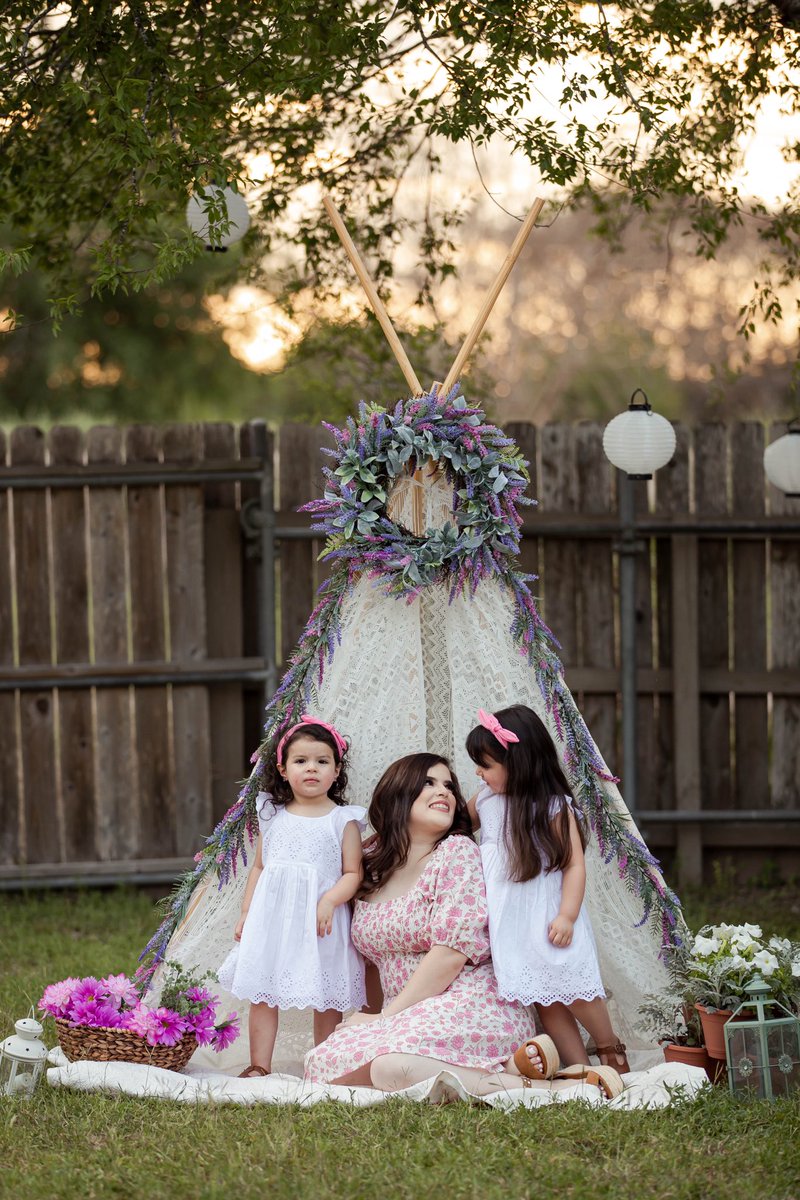lovepink_19's tweet photo. No more Twitter crop 💗

One of my favs with my baby girls 🥰 #twittersawitfirst🤪 https://t.co/F77PiLZ9iM