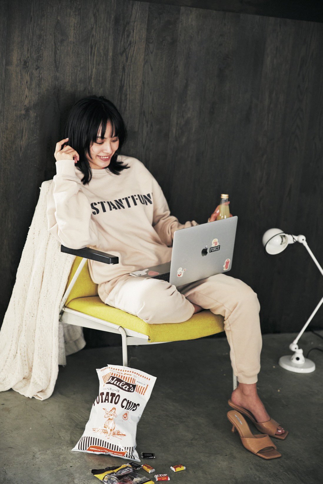 Jelly Official おうちで過ごすのにぴったりな りんかのリラックスコーデをお届け 休日 みんななにするの Jelly Jelly6月号 大谷凜香 T Co Ir8ck5pxmm Twitter