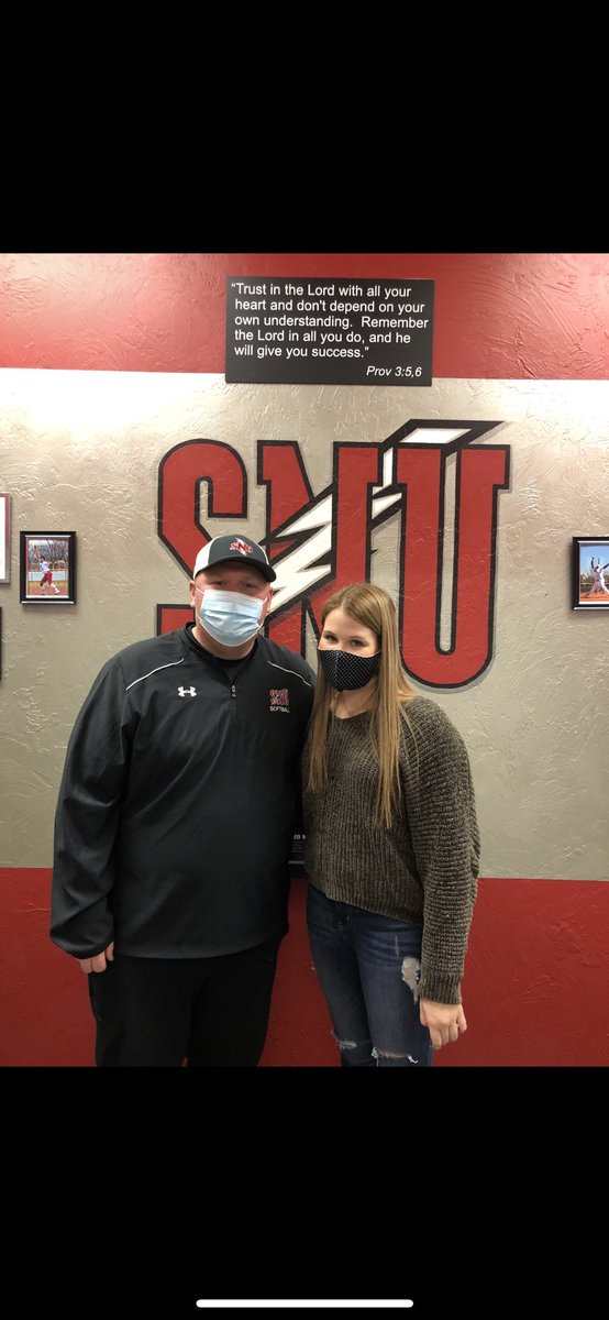 mollyemersonn's tweet photo. I’m beyond excited to announce that I will be continuing my athletic and academic career at Southern Nazarene University. I want to thank my coaches, teammates, and my family for pushing me to be where I am today. I’m so thankful for this opportunity. #boltsup https://t.co/OxsrP51nQB