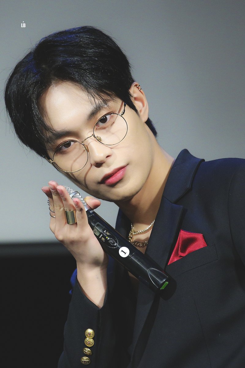 19960508com's tweet photo. HAPPY_HEEJUN_DAY https://t.co/eSMMlYUBmX