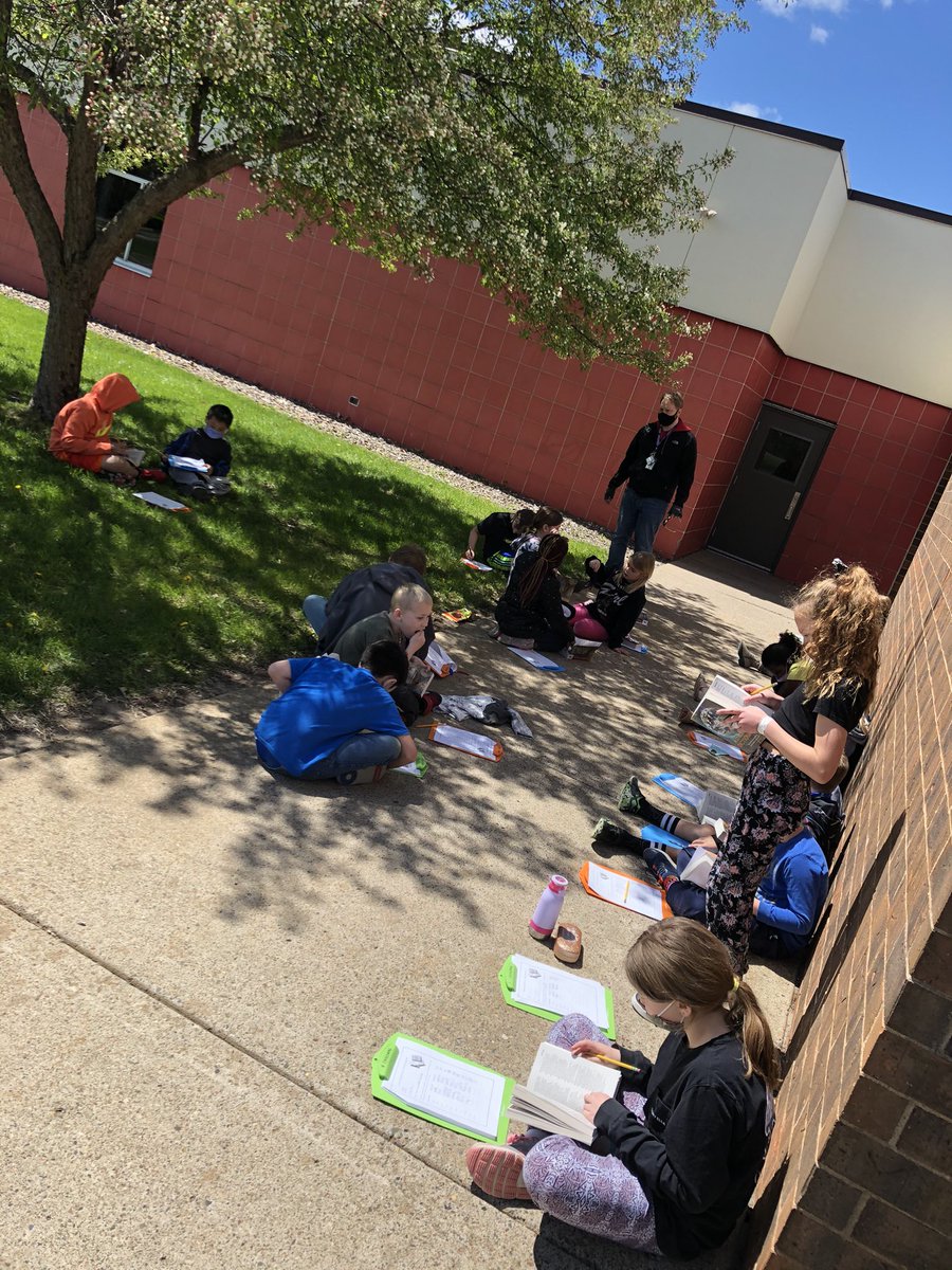 MsEnglemanEDU's tweet photo. Took advantage of the beautiful weather and took our lesson outside! We also did our morning meeting out there, too Ss loved the fresh air and were much more engaged. #outdoorlearning #3rdgraderocks #ramseyeaglepride #ahschools https://t.co/J3b5ZBfbY0