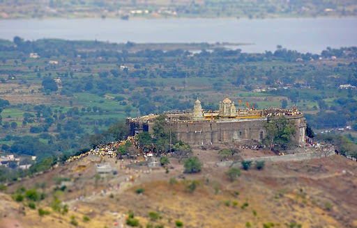 She built it like a fortress, so that no enemy would attack it again Her contribution for the revival of Hindu Dharma is unparalleled. As you seat at the top of the fortified structure of Jejuri temple seeing thousands of devotees,you feel blessed to be born in Maharashtra.