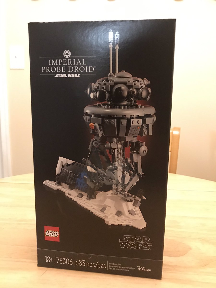 Machinimax_Prod's tweet photo. After working both my jobs on my birthday today, I suppose a little gift to myself was justified! 😄 #LEGOStarWars https://t.co/M4jzALjSD1
