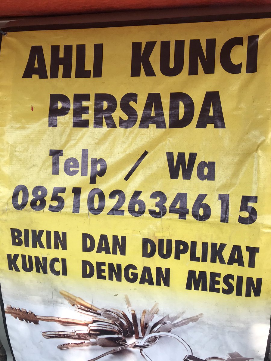 bjsaga's tweet image. Monggo yg butuh ahli kunci dekat Persada Swalayan ..