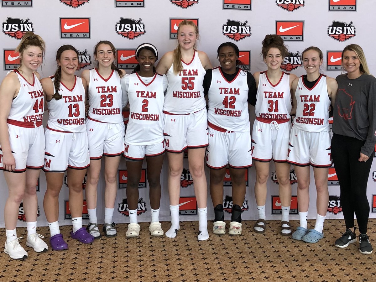 Ready to play!! <a href="/PrepGirlsHoops/">Prep Girls Hoops 🏀</a> ballertv.com come and watch our first game at 9:05