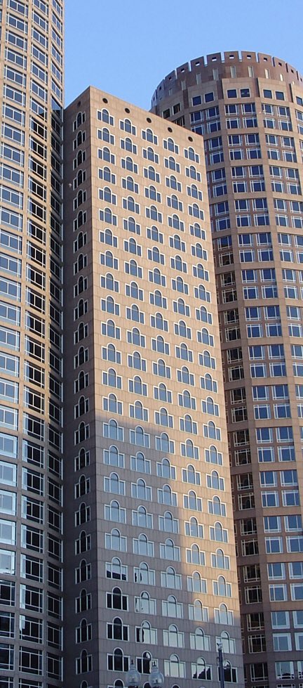 GraceJansen2's tweet image. A fun take on Palladian windows. Check out what the @BostonGlobe ‘s Robert Campbell wrote about Phillip Johnson’s Boston building International Place. These are nicer words than I recall from the ‘80s. #EndlessPattern