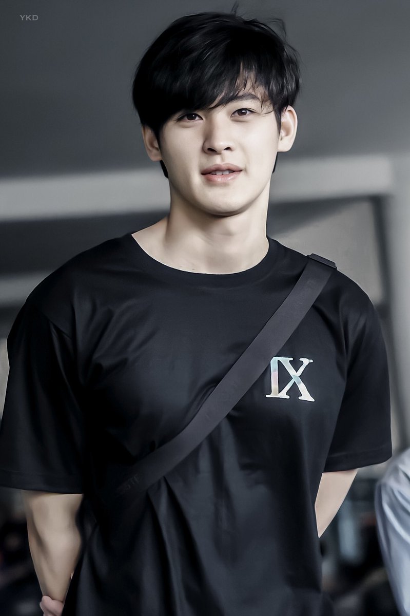 Numberx9A's tweet photo. ฉลองยอดฟอย IG 1M ลงรูปนพเก้า 100 รูป

5-6-7-8/100

#number_9th 
#KaoWith1MillionHearts https://t.co/dEk5Dv6gxX