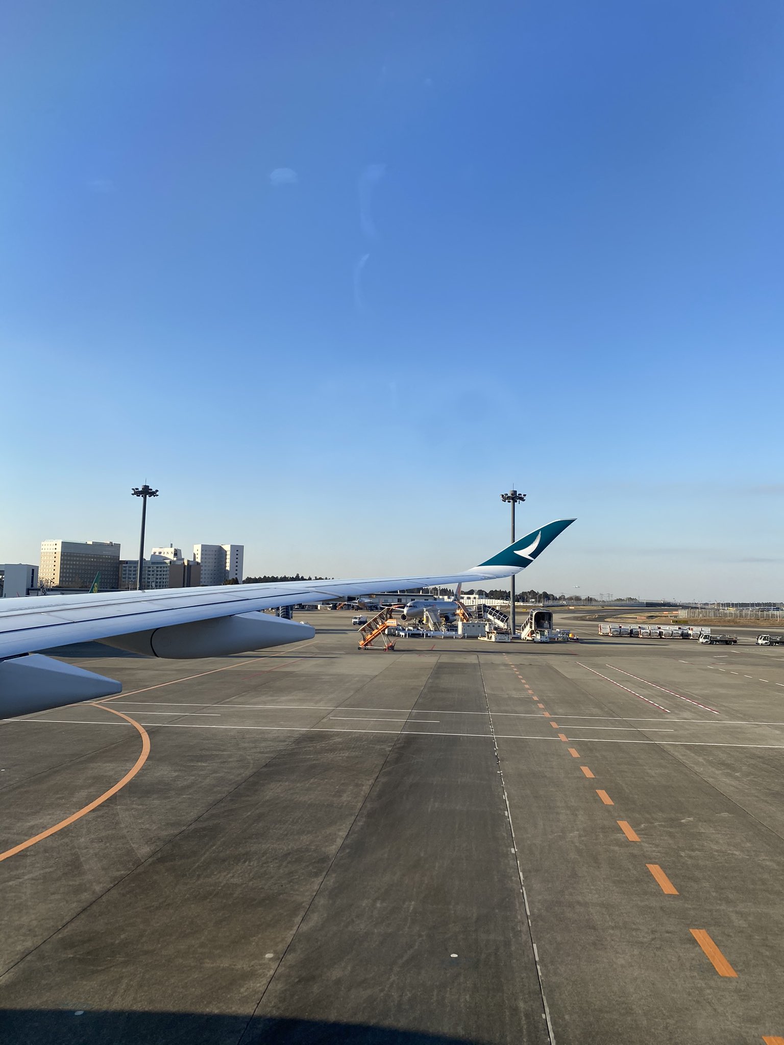 3米3練馬店 お粥と点心専門店 こんにちは 3米3練馬店です 先日 お客様と香港の話をしていました 夫婦の方で奥さんは香港人の友人がいて 早く香港に行きたいねーと会話していました ご主人の 待ち受けは 飛行機から撮った香港の写真で 勝手嬉しく