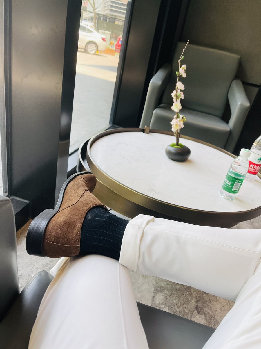 MoonlightSuits's tweet image. 白色怎么样