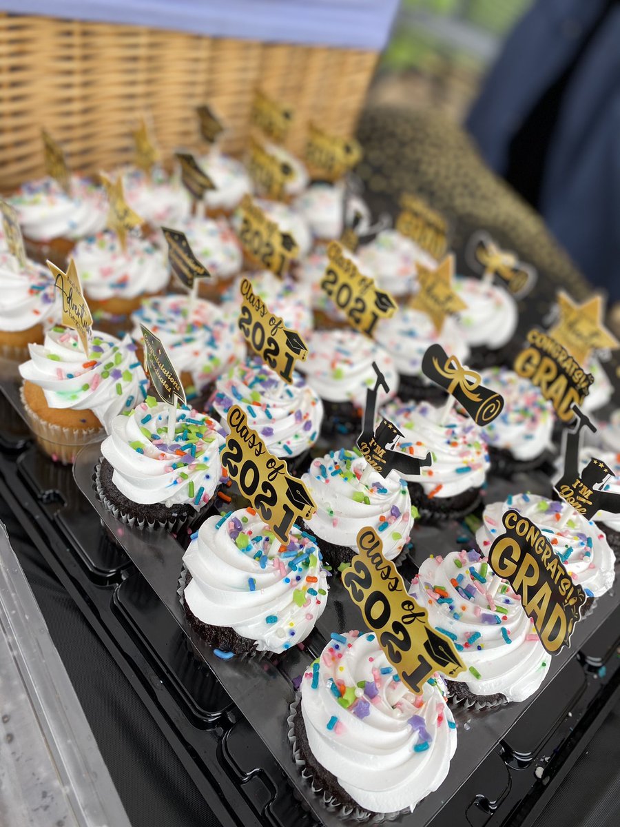 Lauren Kaiser tweet media