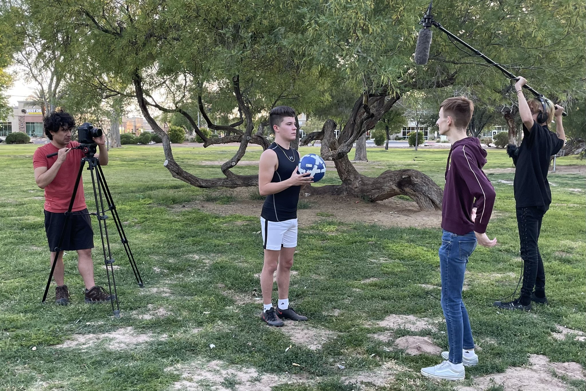 Nice bulge Silas!! ??? https://t.co/fNZGCPKzwE