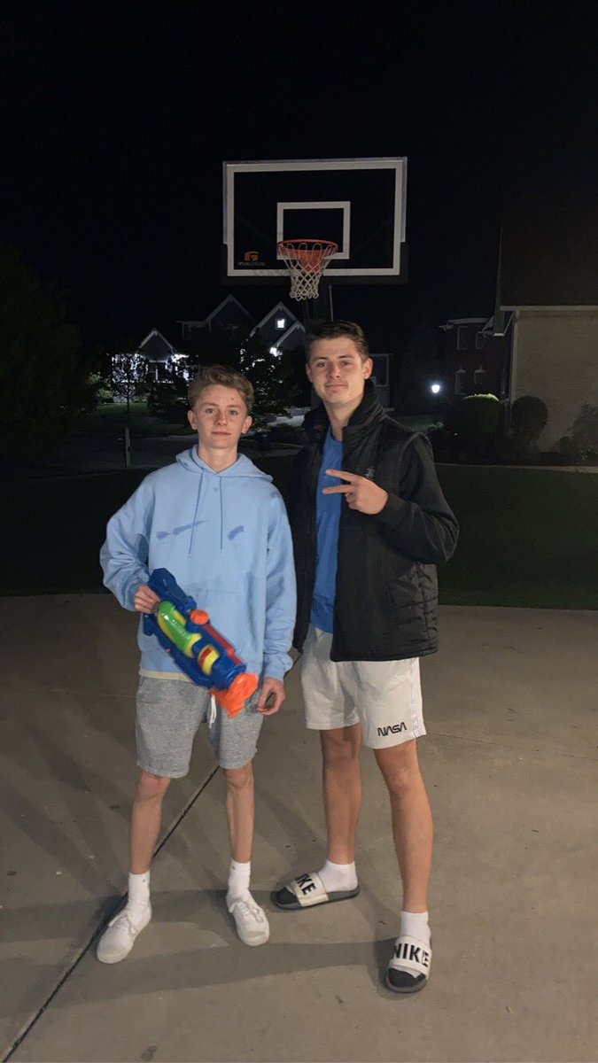 Luke Pfanstiel takes down Kenny Pflumm!