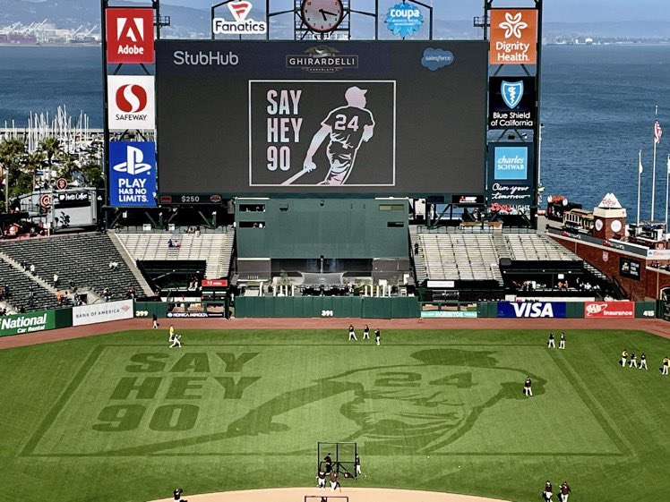 GreenOutOfHome's tweet photo. #SayHey90 @SFGiants #OOH https://t.co/nCaSOrnogY