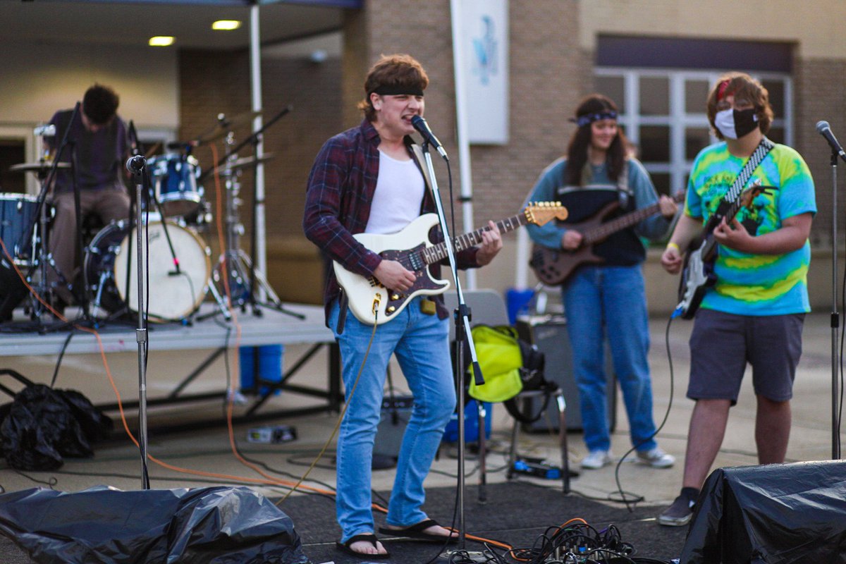 PMHSStuVo's tweet photo. #R4TE was an astounding success! Felt like home again! Thank you to @jauntingsofjess and all of @PMHSenviro for all of your hard work! #falconsownit https://t.co/EW5p3oXNdn