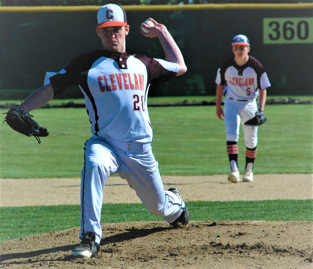 SPHValleySports's tweet photo. Clippers complete 4-0 week with 15-5, five-inning win over Mountain Lake. https://t.co/zXTzxrcXEj https://t.co/kLB0IreDBm