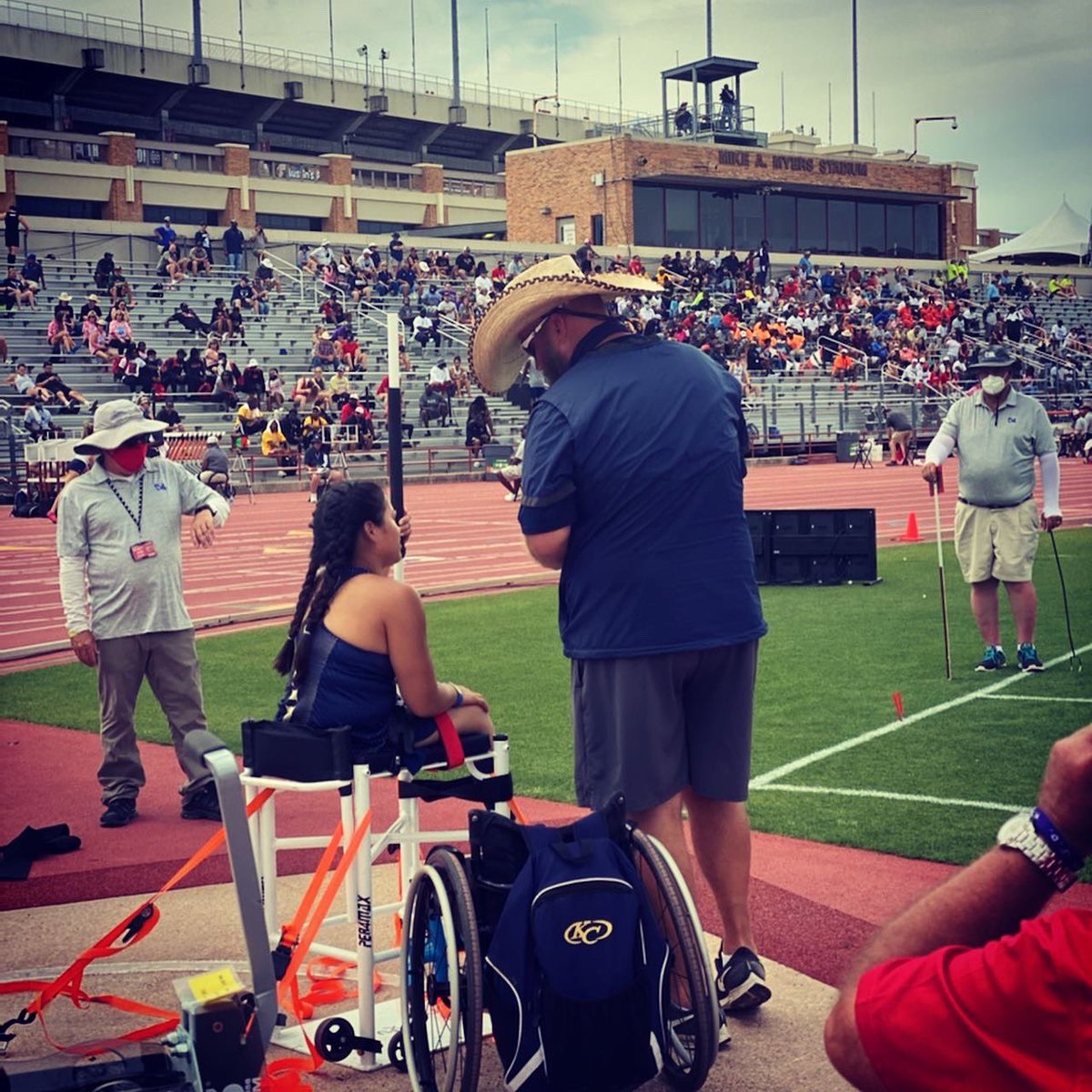 Robbie Bradshaw tweet media