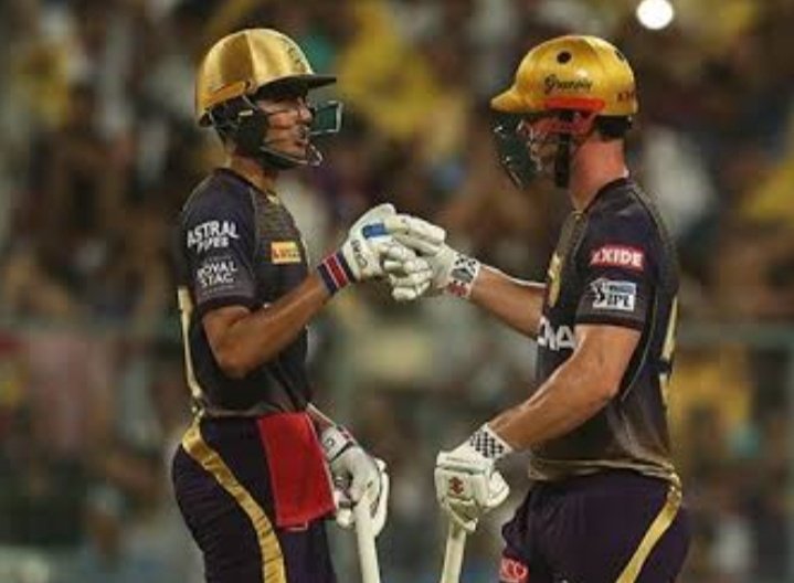 Enjoying the batting with "Chris".While we all know how much Virat Kohli and Chris Gayle loved batting together, but Shubman and Chris Lynn also seems to enjoy batting together as they have scores like 96, 62 in very few innings.