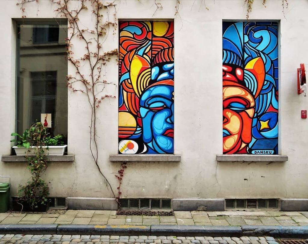 F_erre's tweet photo. #Ghent update on #StreetArtCities : the first #mural in the city by @dansku_art, made for @barchopinchopin.
.
#Gent #streetartgent #urbanart #streetart #graffitiart #artinthestreets #buddhamural #streetartbelgium #visitgent #muralart #streetartlovers #soโฆ https://t.co/bpejIVVDj1 https://t.co/hCYZwN7LRN