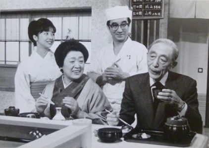 ちょっと一興😉】 モノクロ（番宣用）▷カラー ドラマ『女の暦』〔フジ