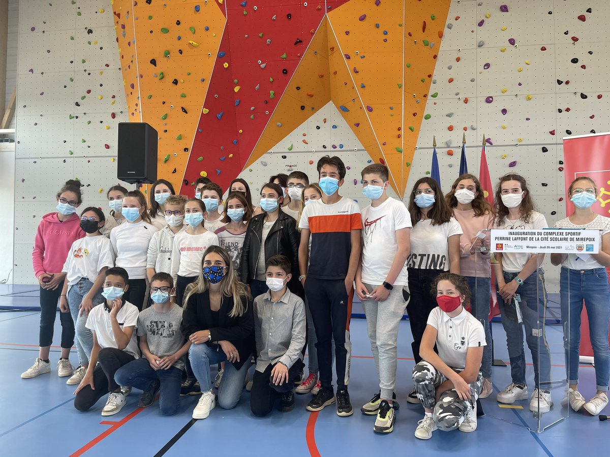 LaffontPerrine's tweet photo. Trop fière de vous présenter le nouveau complexe Perrine Laffont 🙈🤩

Un grand merci à la région @Occitanie  et @ariegeledpt de mettre à disposition des jeunes ce magnifique gymnase ❤️ https://t.co/1HVHxzm9iL