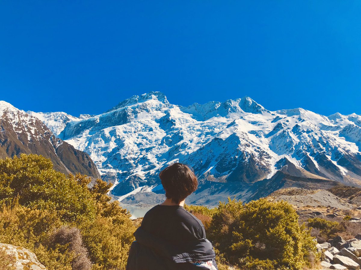 Having been to NZ myself, I loved experiencing the incredible landscape again together with them.  #BestFanArmy  #BTSARMY    #iHeartAwards  @BTS_twt