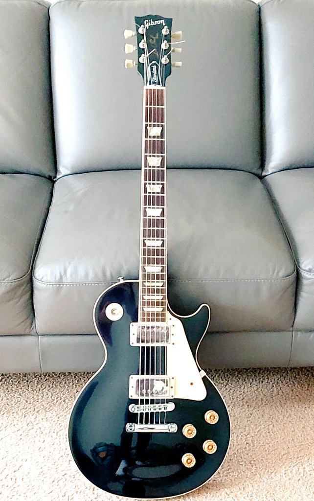 Reckless Velvet tweet media