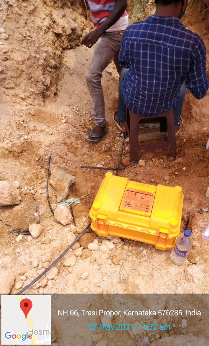 CscUdupi's tweet photo. #CSCE-Governance #CSCWifiChoupal
at Gram Panchayat HEMMADI
Block KUNDAPURA
District UDUPI
State Karnataka
Dedicatedly working towards #Bharatnet fiber restoration and maintenance to keep the essential internet connectivity up and working.
#CSCseGRAMSWARAJ
#LockdownPeriod https://t.co/ZcOz4oCyut