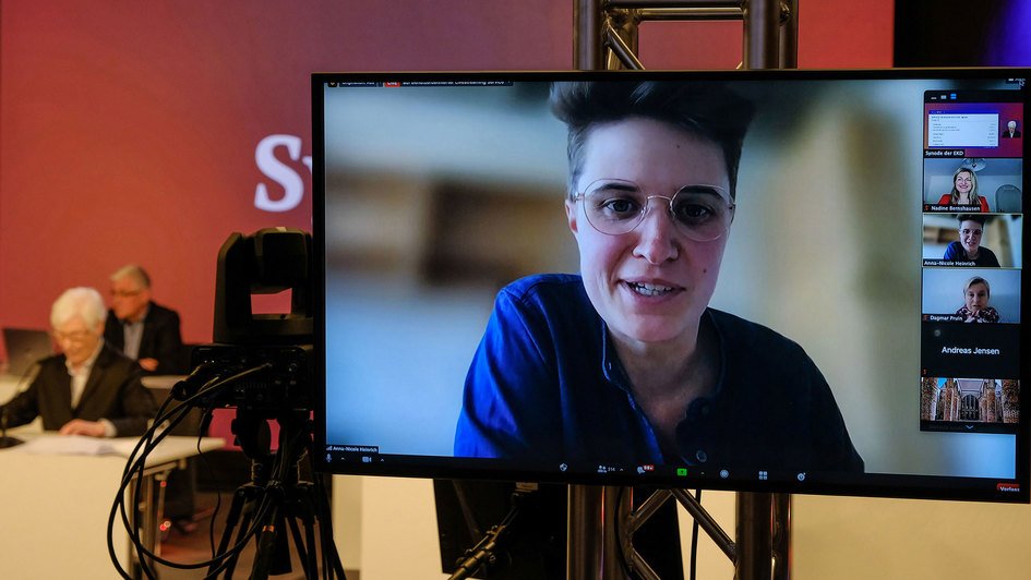 ekd.de/anna-nicole-he… die offizielle Pressemeldung #ekdsynode