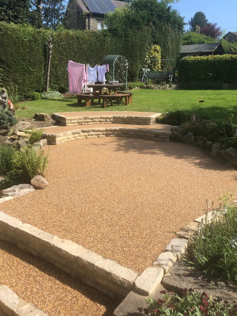 SublimeResin's tweet photo. Obviously we do lots of resin driveways and increasingly we're doing lots of path and patio areas too. Hard wearing, free draining and anti slip make resin an idea choice compared to high maintenance finishes like gravel and wooden decking. https://t.co/ll5bSiStb4
