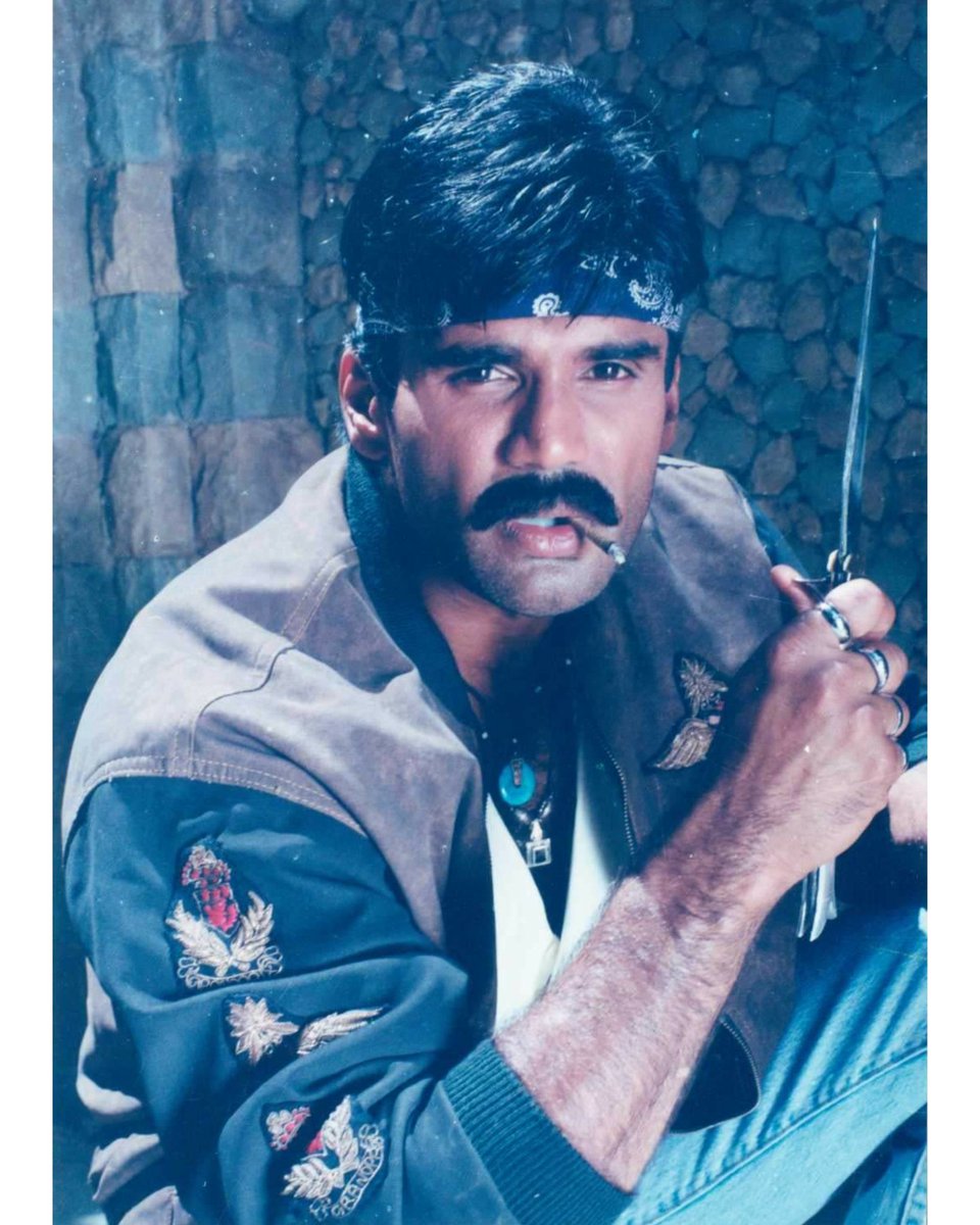 DalpatSunielian's tweet photo. Looks🔥🔥
@SunielVShetty Sir #DoChehre https://t.co/KPXJcf7gEX