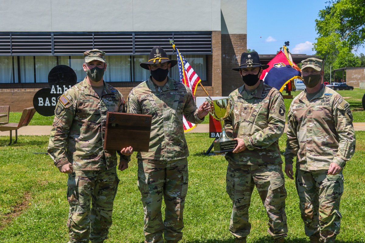 101Bastogne's tweet photo. We have a team of winners. It's not by accident. Our Soldiers train and live up to our rich heritage and strong legacy. Fitness, Technical and Tactical Proficiency, Marksmanship, and overall excellence in our craft are the fundamentals we master daily. @101stAASLTDIV @FORSCOM https://t.co/AZKSlNNtz6