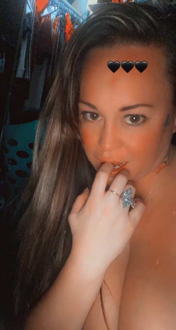 Sleepy dirty girl! https://t.co/Y8K9HToaae