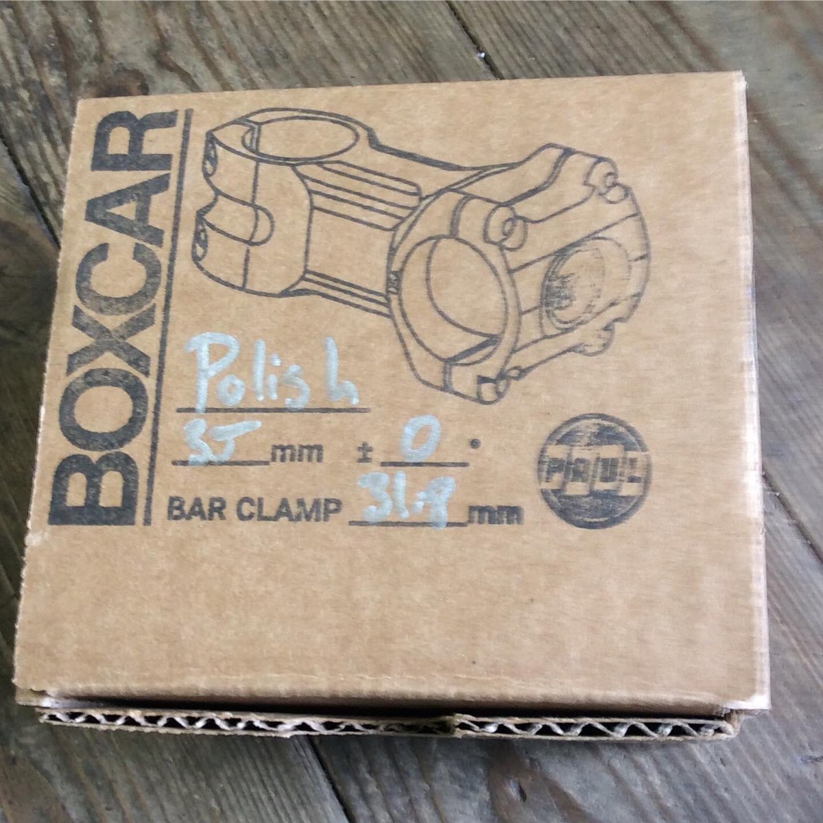 SURVA's tweet image. ポリッシュが美しい #paulboxcarstem を #surlykaratemonkey にインストール。35mmリーチでバイクさばきをアップさせます。

#paulcomponents #surly #surlybikes #outdoor #アウトドア #camp #キャンプ #mountainbike #mtb #マウンテンバイク #trailride #トリックライド #オフロード #福井