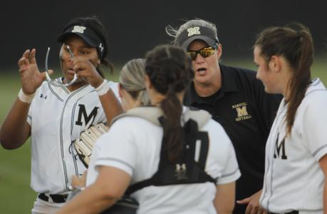 SportsDayHS's tweet photo. Not done yet! @Mansfield_Sball evens the series and forces Game 3 with shutout area-round win 😤

📷: https://t.co/MtwiCgclln 

#txhssoftball https://t.co/UxmB4v2cxi